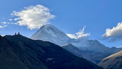 Blick auf den Kazbegi