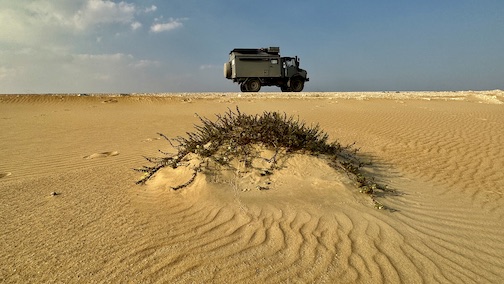 Unimog in saudischer Wüste